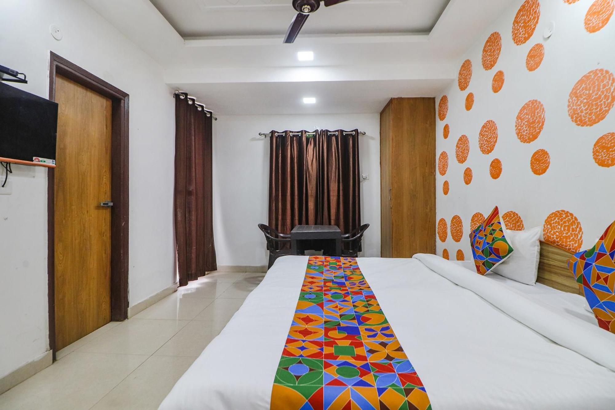 Fabexpress Abode Hotel