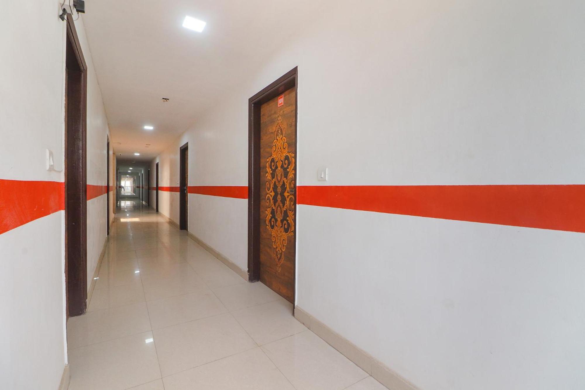 Hotel Fabexpress Abode New Delhi