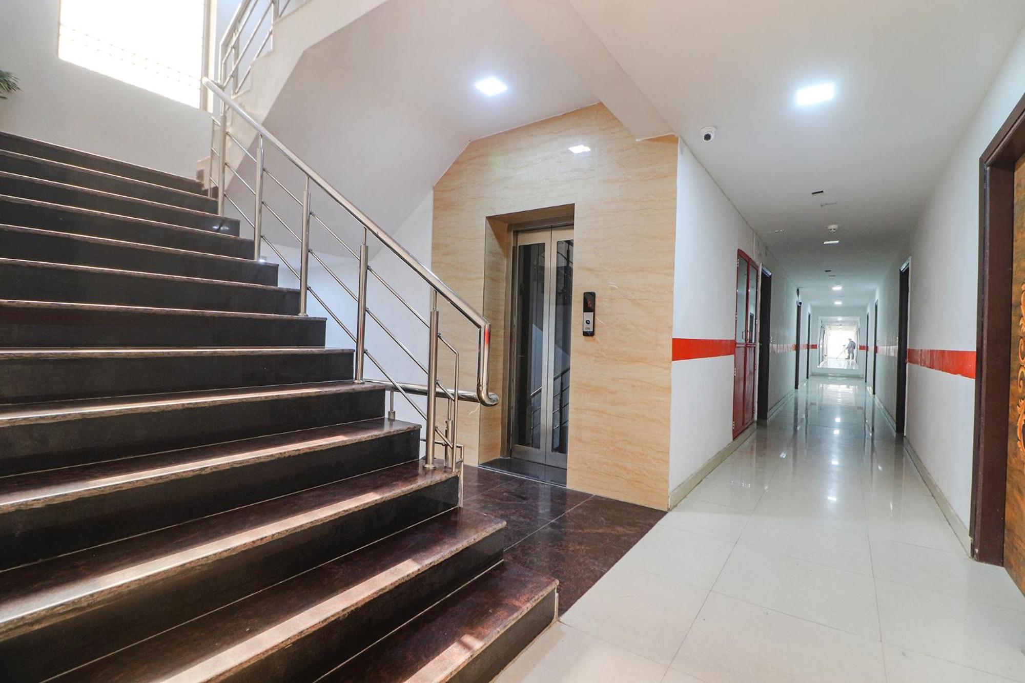Hotel Fabexpress Abode New Delhi