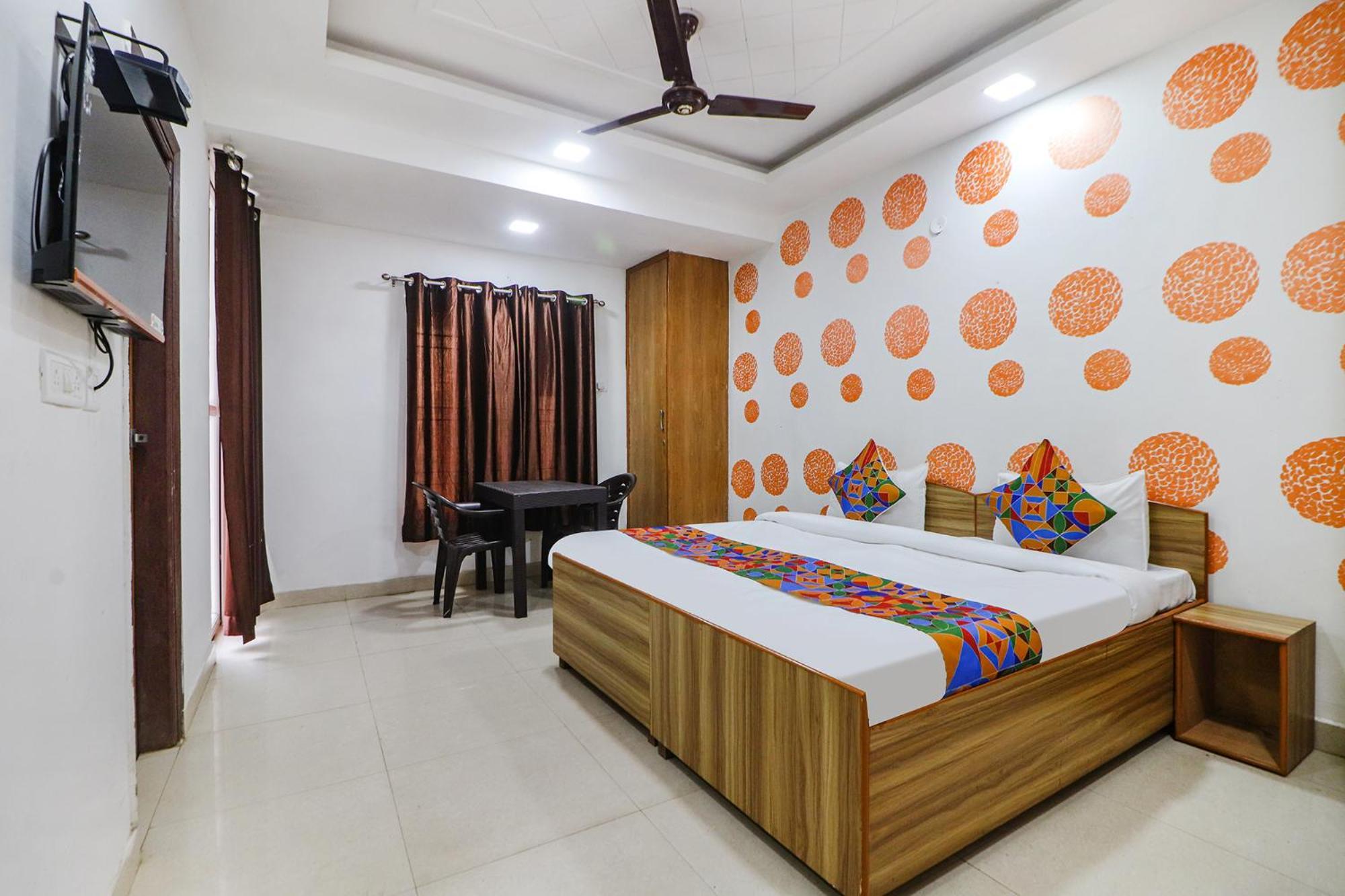 Hotel Fabexpress Abode